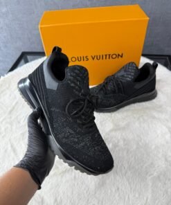 Louis Vuitton Runners Sneakers