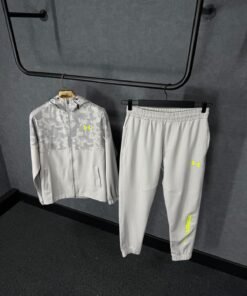Under Armour Light Grey Camo Trainingspak
